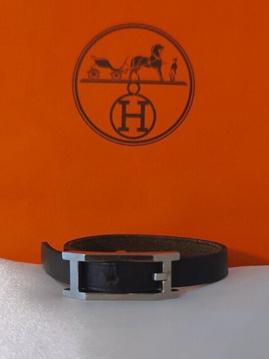 Hermes Jewelry - Hermes Behapi leather H buckle bracelet w/COA & bag
